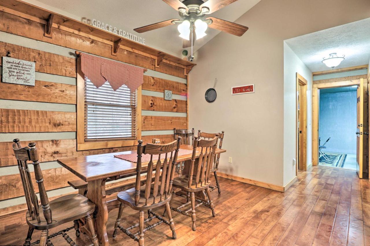 Pigeon Forge Cabin With Hot Tub, 12 Mi To Dollywood! Exterior photo