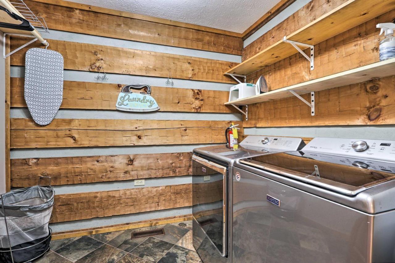 Pigeon Forge Cabin With Hot Tub, 12 Mi To Dollywood! Exterior photo
