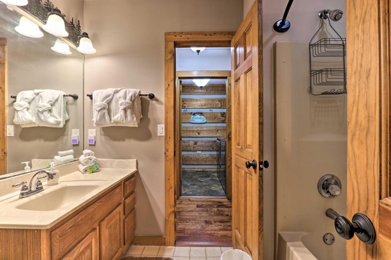 Pigeon Forge Cabin With Hot Tub, 12 Mi To Dollywood! Exterior photo