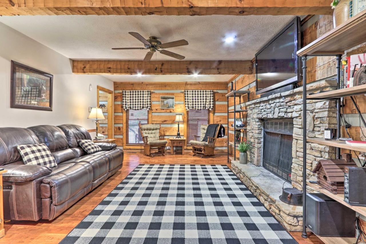 Pigeon Forge Cabin With Hot Tub, 12 Mi To Dollywood! Exterior photo